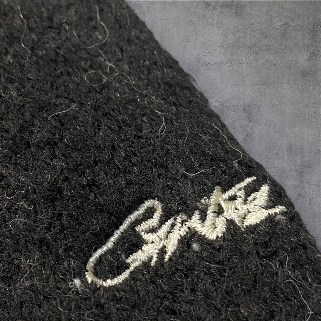 CB - SWEATER